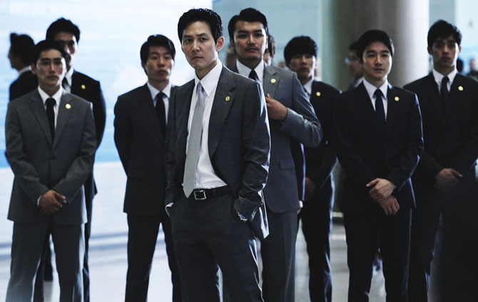 在《新世界》的电影世界里